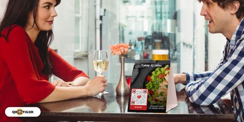 QR Codes on Table Tents for Restaurants and Bars
