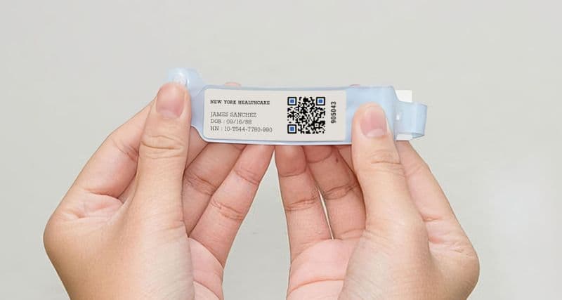 QR Codes on Hospital Bracelets to Ensure Patient Safety and Identification